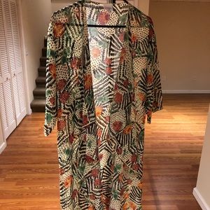 LuLaRoe Medium Shirley